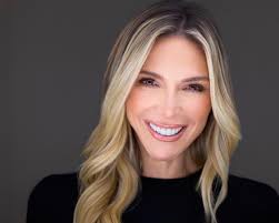 Book Club Launched with "AΣTORIA"