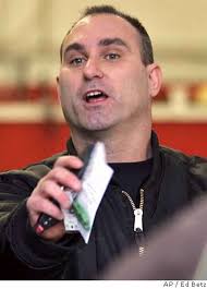 Ex-batboy gets probation in steroids case