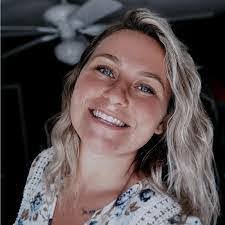 Kendra Rudolph's Instagram, Twitter & Facebook