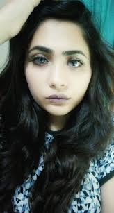 Scarlett Watson (@ScarlettWatson9)