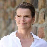 20+ "Esther Frei" profiles