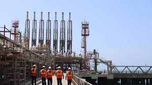 Historia inicios del siglo pasado se inauguró en &alara, provincia costera del departamento de 'iura, la primera <b>refinería de crudo del país. Petroperu Nueva Refineria Talara Continua Firme En Su Ultima Fase De Construccion Nacional