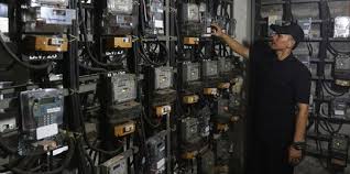 Mengenal main distribution panel (mpd) mdp mengandung komponen listrik dan non listrik, yang terpenting adalah busbar sebagai konduktor penghantar listrik dan harus tahan terhadap arus hubung singkat. Pekan Depan Seluruh Pelanggan 400 Dan 900 Va Pln Terima Pembebasan Dan Diskon Tarif Merdeka Com