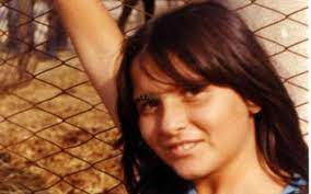The holy see press office stated thursday that a vatican judge has formally closed an investigation opened last year related to the missing italian teenager, emanuela orlandi. Emanuela Orlandi Quel Sorriso Dolce Scomparso Nel Nulla La Spia Contro Ogni Forma Di Mafia