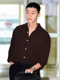검은 머리 황녀 유리시엔과 황태자 카류엘의 동상동몽 로맨스가 시작됩니다. ë°•ì„œì¤€ ì§§ì€ ë¨¸ë¦¬ë„ ìž˜ ì–´ìš¸ë ¤ ì—' S Hdí¬í†  ë‹¤ìŒì—°ì˜ˆ