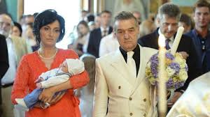 Join the discussion or compare with others! LecÅ£ia De Modestie OferitÄ De SoÅ£ia Lui Gigi Becali La O Sesiune De CumpÄrÄturi In Madrid Este O Femeie DeosebitÄ