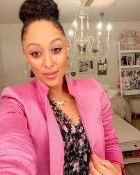 Tamera Mowry