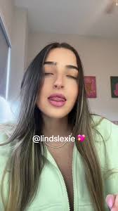Lindsay Lexi