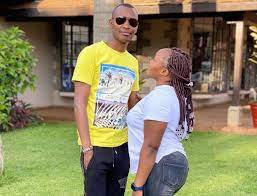 She knows that samidoh is my friend. reiterating on why she pulled down the video of her and samidoh in dubai together, karen said, Samidoh Apologizes To His Wife For Cheating On Her