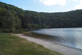 Zobacz na pełnej mapie lacul sf. Saint Anna See Lacul Sfanta Ana Tusnad Harghita Rumanien Stockfoto Bild Von Wasser Transylvania 99972198