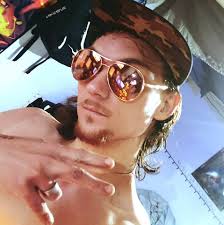 Anyone do Car fobs for A Mazda? I'm not trying to go to the dealership for  one!