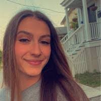 Denise Snapp's Instagram, Twitter & Facebook