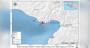 Berdasarkan informasi dari badan meteorologi, klimatologi, dan geofisika (bmkg), pusat gempa bumi terletak pada koordinat 97,66°bt dan 0,35°lu (30 km baratdaya nias selatan, sumatera utara). 24 Gempa Dalam 5 Hari Sesar Bayah Sempat Guncang Pesisir Sukabumi 22 Oktober 2020 Silam