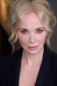 Penelope Sheridan's Instagram, Twitter & Facebook