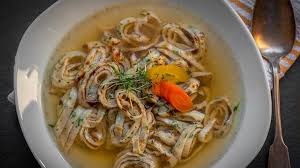 Fladlesuppe Das Rezept Aus Schwaben Koch Mit Rezept In 2020 Rezepte Lebensmittel Essen Essen