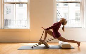 Für entspannung, kraft und positivität. Iyengar Yoga Das Etwas Andere Yoga Mit Hilfsmitteln