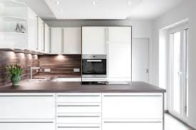 Spring Fresh Kitchen In U Shape Mit Bildern Kuchen In U Form Moderne Kuche