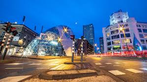 With a population of over 213,000 people, it's the fifth largest city of the netherlands. Eindhoven Tourist Guide Planet Of Hotels