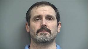 Oath Keeper Pleads Guilty To Jan. 6 Invasion, Turns On Group Leader