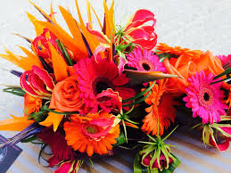 Bird Of Paradise Flower Bouquet Uk Orange Hot Pink Gloriosa Lilies Bird Of Paradise Gerberas Roses Tropical Bouquet Www Weddingflowersincornwall Co Uk Wedding Flowers Gloriosa Lily Floral