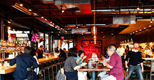 Classic Bar In Phoenix Live Music Culinary Dropout