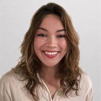 Hannah Lind's Instagram, Twitter & Facebook