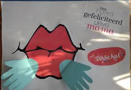 Hiermee was officieel de geschiedenis van moederdag begonnen. Moederdag Bij Pinkelotje Knutselen
