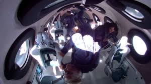 We wtorek najbogatszy człowiek świata jeff bezos ma przekroczyć granicę przestrzeni kosmicznej w statku new shepard firmy blue origin. Richard Branson Odbyl Pierwszy Komercyjny Lot W Kosmos To Symboliczny Wstep Do Kosmicznej Turystyki Techsetter