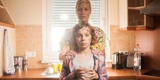 She graduated from the university of southern california and approaches her work in film & brand storytelling with innovation and cinematic curiosity. Mon Cheri Ravir Film Kurzfilm Steve Bache