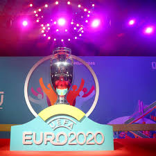 Große public viewing veranstaltungen sind dieses jahr eher selten. Europameisterschaft Uefa Diskutiert Uber Russland Als Austragungsort 2021