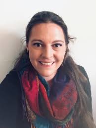 Hi lovely people. I'm Mandy and I live in Lancashire in the UK. I'm  currently not allowed to drive (vision problems, hopefully the driving ban  is temporary if I can get my