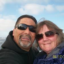 Mowing and trimming front yard services needed