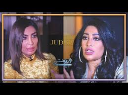 هذا وأعلنت روزانا اليامي خبر انفصالها عن زوجها خالد قبل أسبوع من الآن، وذلك في معرض ردها على سؤال وجه لها من قبل إحدى المتابعات حول هذا الموضوع. Ø±ÙˆØ²Ø§Ù†Ø§ Ø§Ù„ÙŠØ§Ù…ÙŠ Ù„Ù… Ø£ØªØ²ÙˆØ¬ Ù…Ù† Ù‚Ø¨Ù„ ÙˆØ£ØªØ¹Ø±Ø¶ Ù„Ø­Ø±Ø¨ Ù…Ù† Ø¥Ø¹Ù„Ø§Ù…ÙŠØ§Øª ÙƒÙˆÙŠØªÙŠØ§Øª