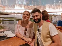 Mob x kira circle/ artist: Ce Mare E Zora Fiica Lui Jojo Èi A Lui Paul Ipate Ce Meserie InvaÈÄ IncÄ De La GrÄdiniÈÄ Impact