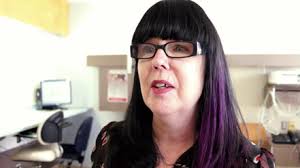 Caring through Excellence. L'Excellence au coeur de nos soins.