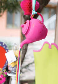 Diy alice in wonderland decorations. 32 Kids Alice In Wonderland Party Ideas Shelterness