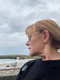 Just a couple of birds discussing who has better profile #dayoff #summer