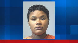 Desmond Noble's Instagram, Twitter & Facebook