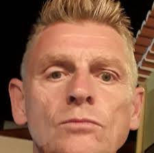 Does anyone out there have any recollections of Corstorphine cricket Club  and the people involved such as Gordon McFetteridge , the Connetts, Willie  Elder,Donald Semple all who played around the late 50s/early