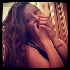 Alysha Barnes (@alyshabarnes15)