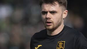 Alan Forrest: Winger to join Hearts from Livingston