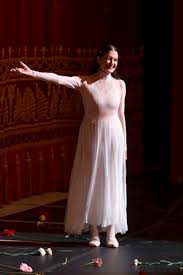 Born 20 august 1936, milan) is an italian ballet dancer and actress. Carla Fracci Dissensi Discordanze