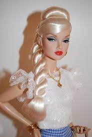 Barbie Hairstyles On Pinterest Doll Hairstyles Barbie And Doll Hair Barbie Doll Hairstyles Barbie Hairstyle Barbie Costume