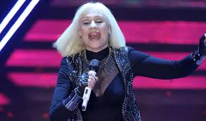 Murió hoy a las 16.20 horas, lunes 5 de julio, tras una enfermedad que, dijo iapino. Gsk5bgiypqgefm