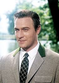His wife of 53 years, elaine taylor, was by plummer's career spanned more than six decades and ranged from stage, television and film work. Christopher Plummer Captain Von Trapp The Sound Of Music Directed By Robert Wise 1965 Sound Of Music Movie Sound Of Music Costumes Sound Of Music