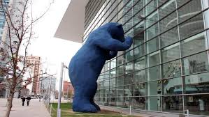 One Of The Most Famous Statues In The World Stands Public Art Walking Tour Of Denver Colorado Com Public Art Denver Blue Bear Bear Sculptures