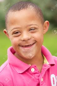Trouvez vetement garçon 9 ans sur 2ememain ✅ avantageux pour tout le monde. Garcon De 9 Ans Atteint Du Syndrome De Down Banque D Images Et Photos Libres De Droits Image 33604661
