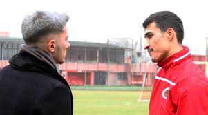 Futbola 2008 yılında gençlerbirliği altyapısında başlayan berat. Berat Ozdemir Den Veda Ziyareti