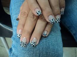 Pintar con esmaltes de colores son una bonita forma de crear fáciles y lindos diseños. Pintados Y Disenos De Unas Manos Y Pies Fotos Facebook