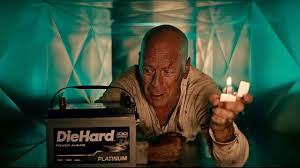 «крепкий орешек» — американский боевик 1988 года. Bruce Willis Returns As John Mcclane In Ad For Die Hard Car Batteries Fox Business